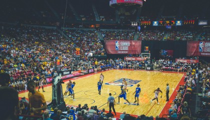 开云体育移动版-“积分榜变动，强队迎来关键救赎，赛季走向关键一战”，新赛季积分